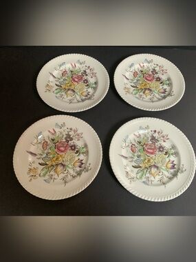Antique Garden Bouquet Johnson Bros. set of 4, 8 5/8” Luncheon plates